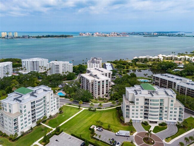 Foto del edificio - 150 Belleview Blvd