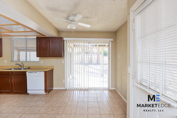 Primary Photo - 809 W El Prado Rd