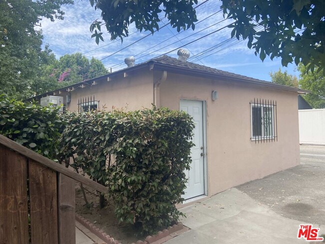 Building Photo - 4341 Laurel Canyon Blvd