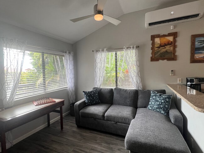 Building Photo - 591 Kumulani Dr