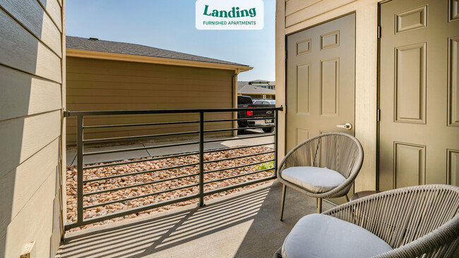 Building Photo - 550 Viridian Dr