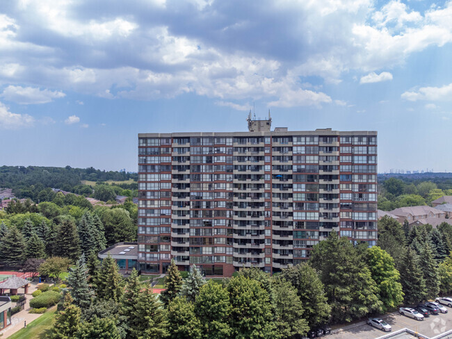 Building Photo - 100 Observatory Ln