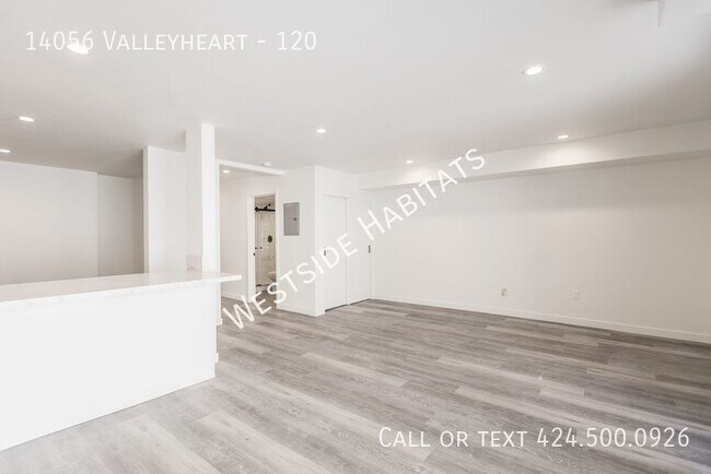 Foto del edificio - 14056 Valleyheart Dr