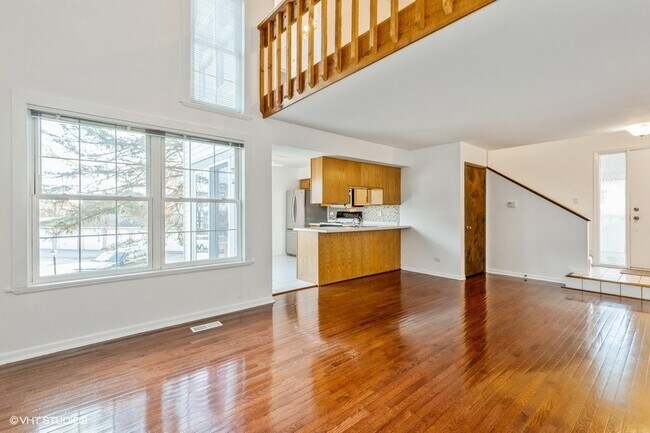 Building Photo - 911 Abingdon Ct