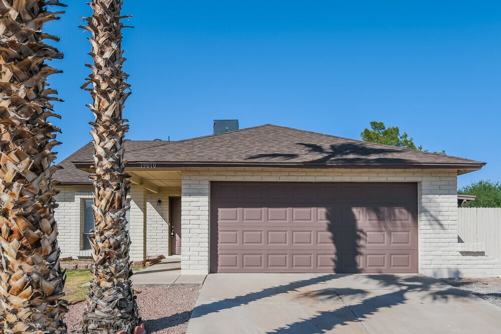 Primary Photo - 19010 N 47th Ln