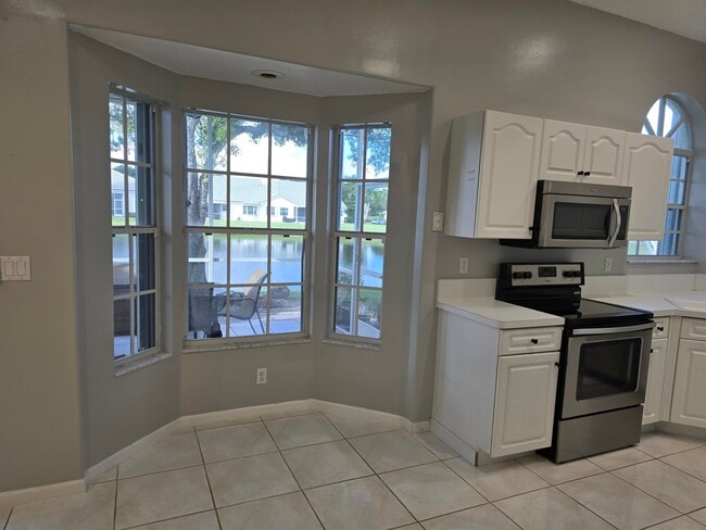 Foto del edificio - 6179 Bear Creek Ct