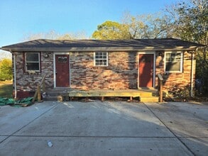Building Photo - 419 Kinsey Blvd
