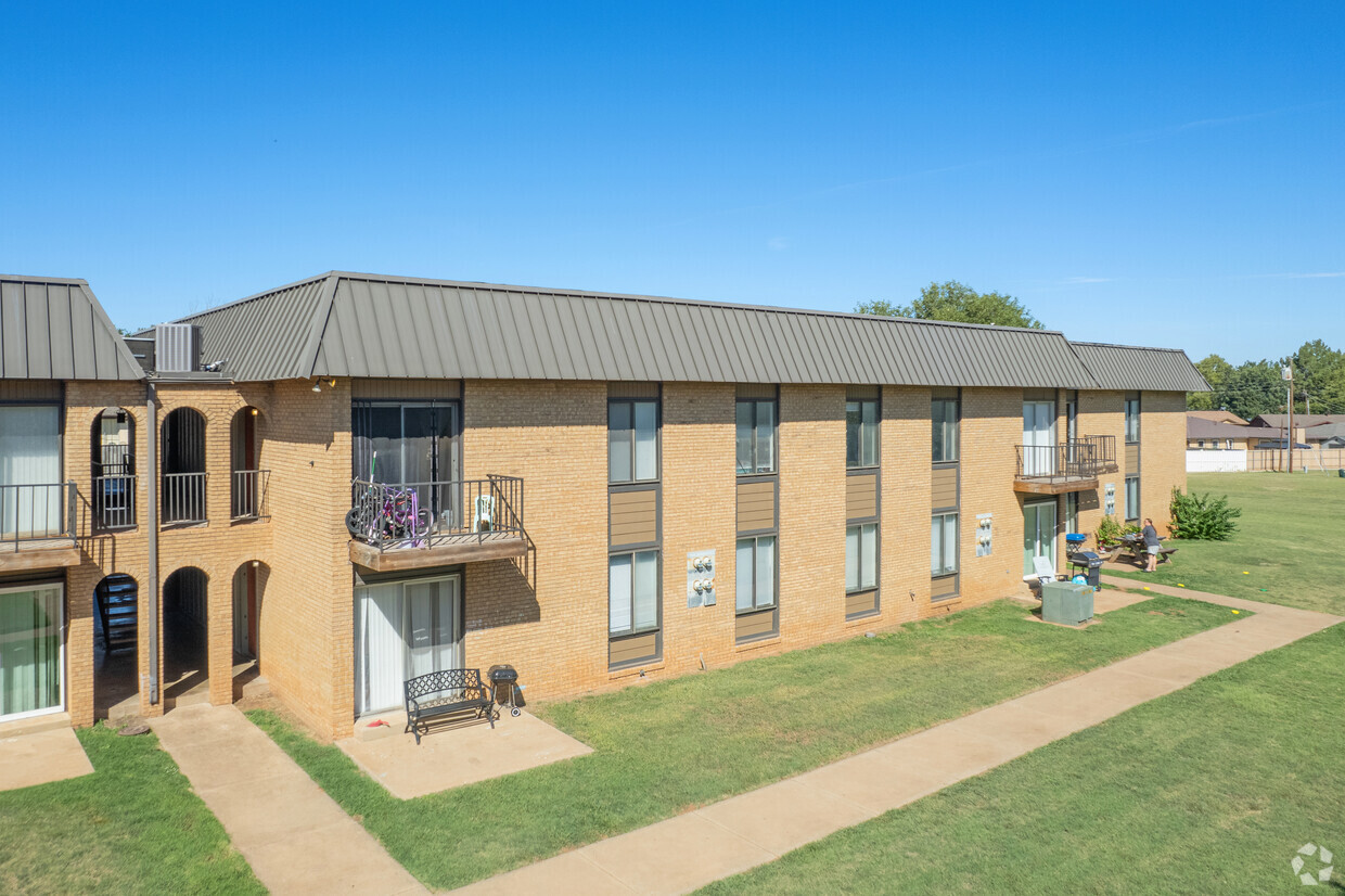 Primary Photo - Coronado Apartments