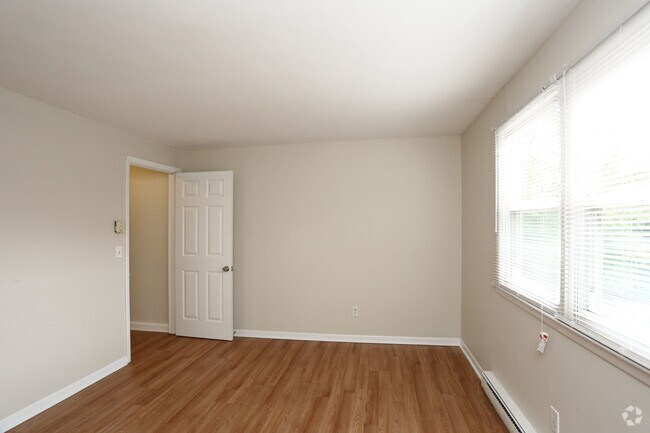 Foto del edificio - Warner Village Rental Community