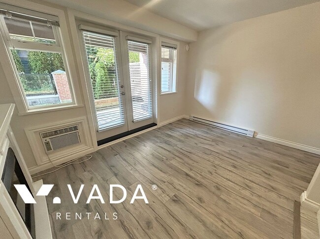 Building Photo - Paddington Station 1 Bedroom Apartment Ren...