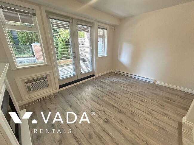 Photo du bâtiment - Paddington Station 1 Bedroom Apartment Ren...