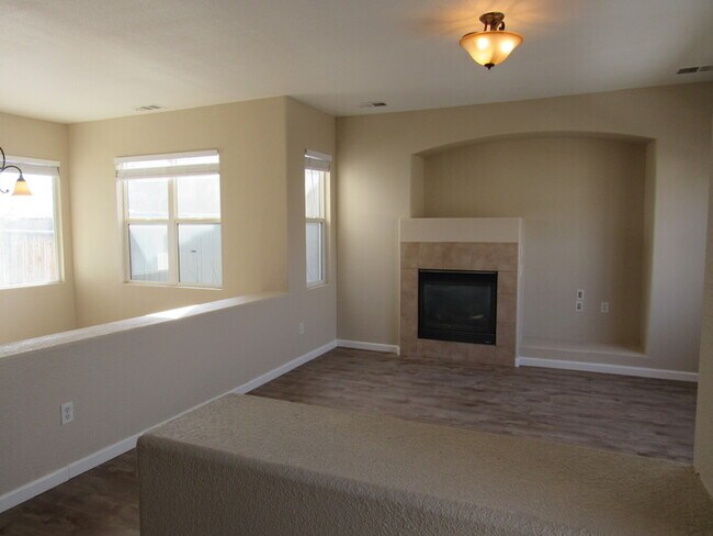 Building Photo - 10524 Iron Point Circle