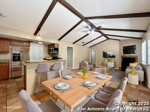 Foto del edificio - 6815 Forest Haven St