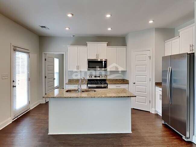 Foto del edificio - 5018 Mountain Springs Rd