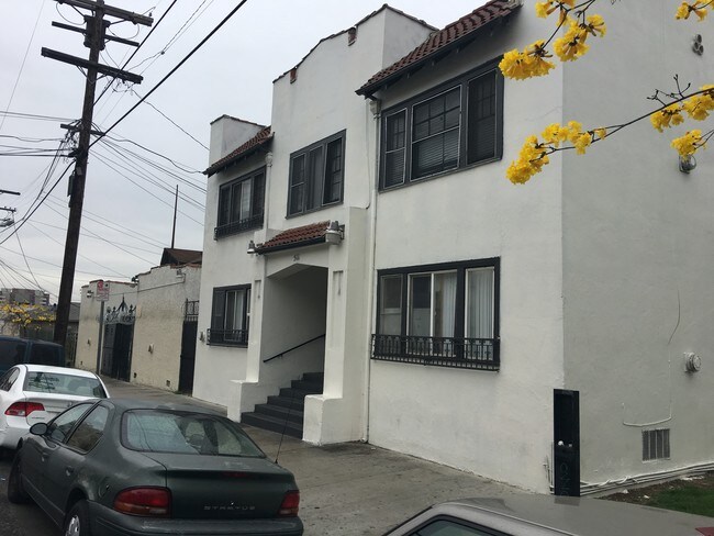 Photo - 511 S Union Ave Apartments