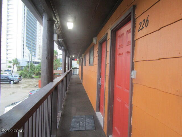 Foto del edificio - 16621 Front Beach Rd