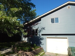 Building Photo - 667 Ferndale St