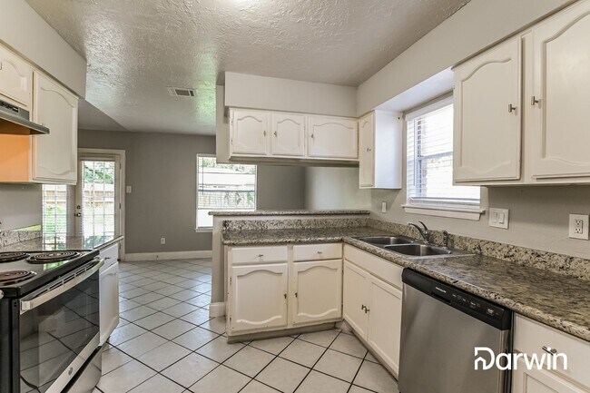 Foto del edificio - 15938 Wine Rock Dr