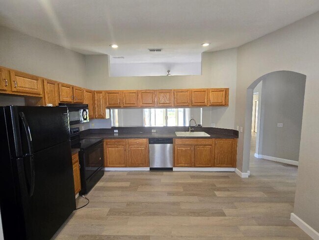 Foto del edificio - Updated 3 bed 2 bath in gated community