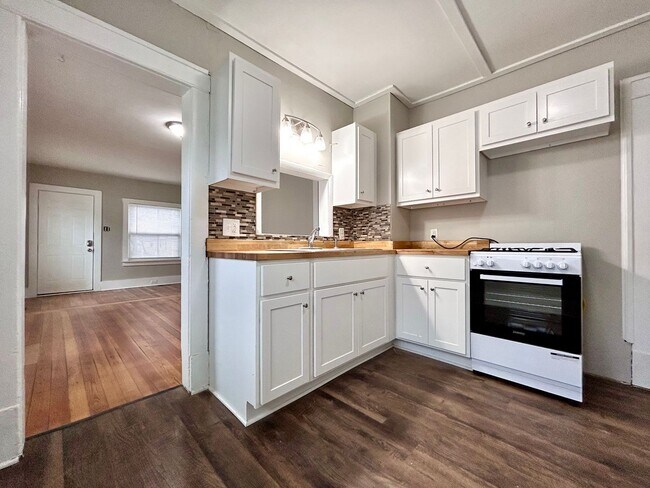 Foto del edificio - Three Bedroom Home in Muskegon