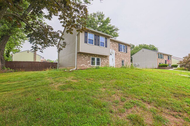 Foto del edificio - 629 Harbour Oak Drive