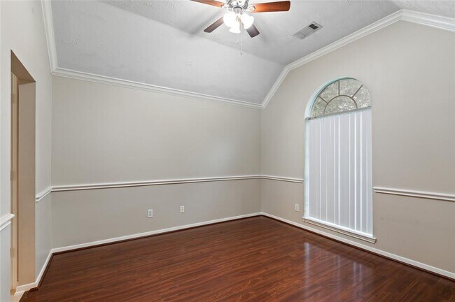 Foto del edificio - 10326 N Laurel Branch Dr