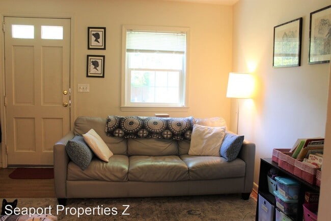 Building Photo - 2 br, 1 bath House - 1723 Cameron St