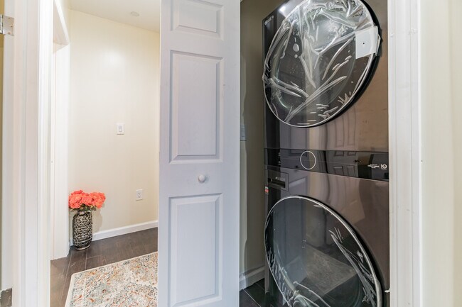 lavadora y secadora - 14330 185th St