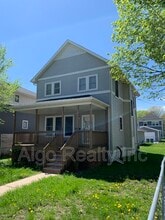 Building Photo - 2827 N Aldrich Ave