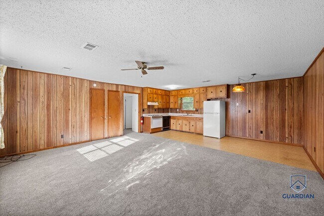 Foto del edificio - 359 - 503 North Hood Ave.