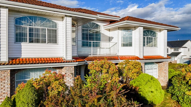 Building Photo - 3217 Mallard St