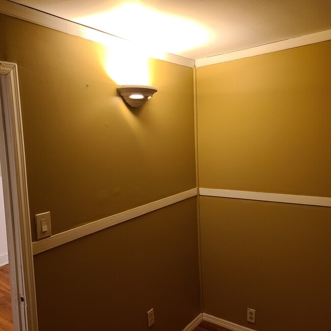 Bedroom 2 - 63 Hawthorne Ave