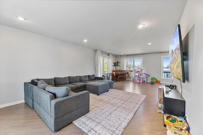 Foto del edificio - 2419 Cumberland Cir