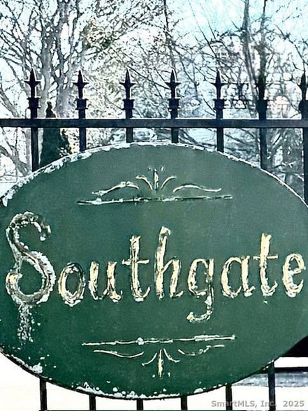 Building Photo - 25 Old Turnpike Rd