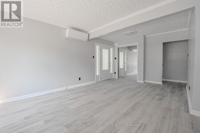 Building Photo - 76 John St