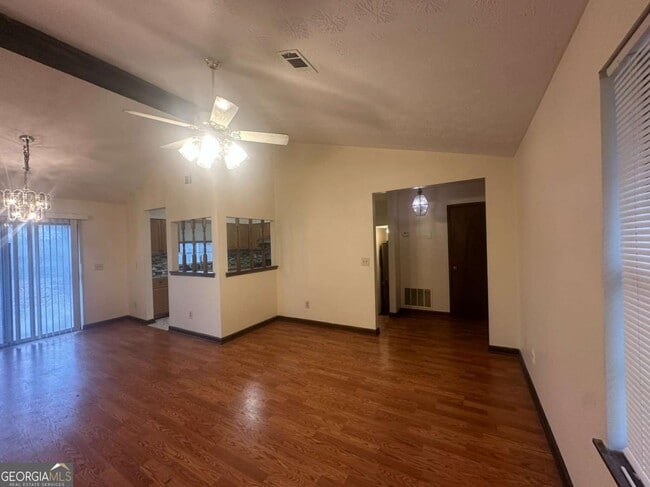 Building Photo - 313 Ridge Trail