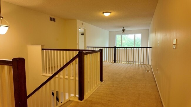 Building Photo - 3928 Raspberry Ridge Rd NW