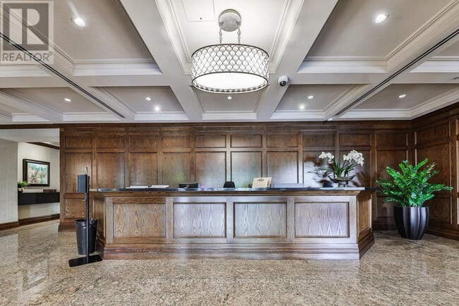 Photo du bâtiment - 1900 The Collegeway