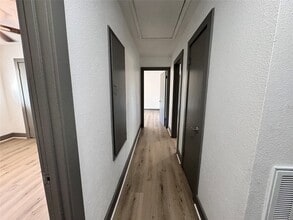 Building Photo - 9750 Guest St