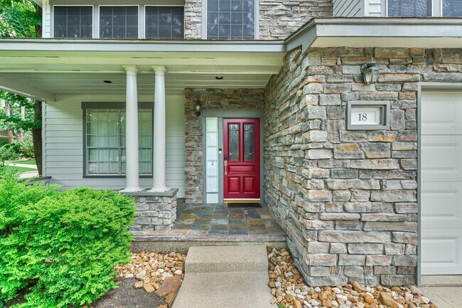 Foto del edificio - 18 Heather Wisp Ct