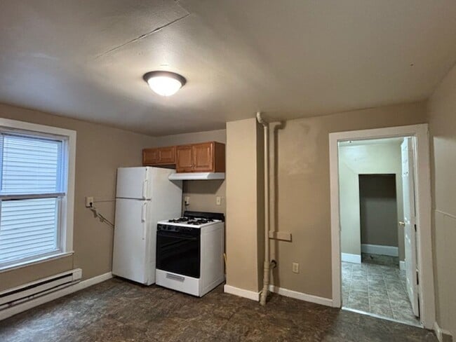 Building Photo - 1221 Galtier St