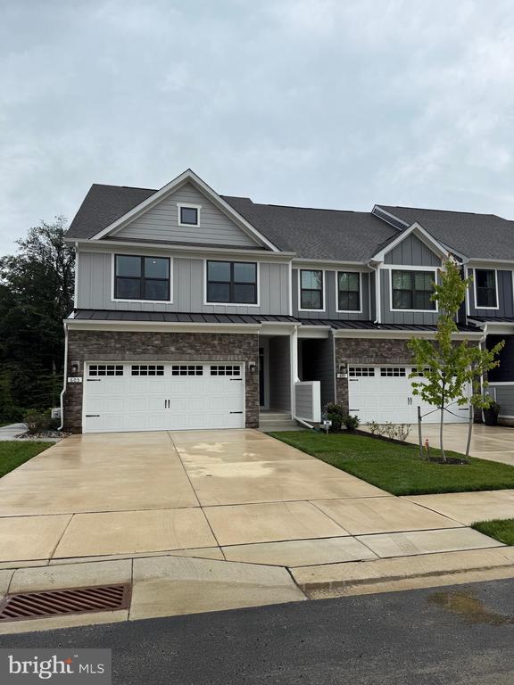 Foto del edificio - 605 Phalen Ct