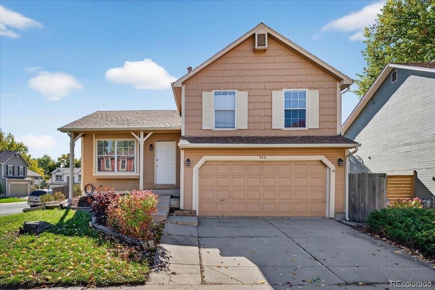 Primary Photo - 306 Mulberry Cir