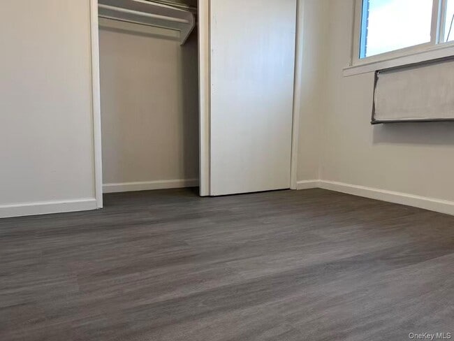 Building Photo - 81-05 149th Ave