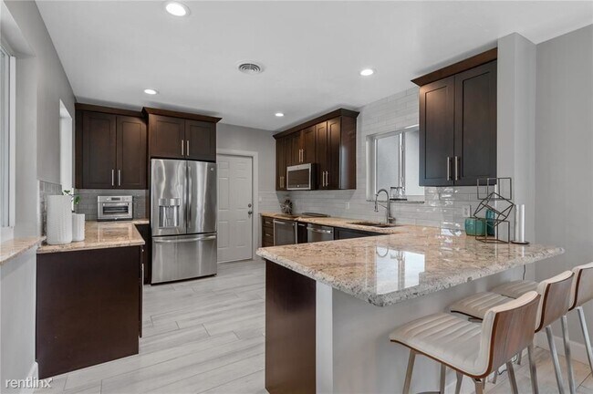 Foto del edificio - 3 br, 2 bath House - 5024 SW 91st Ter