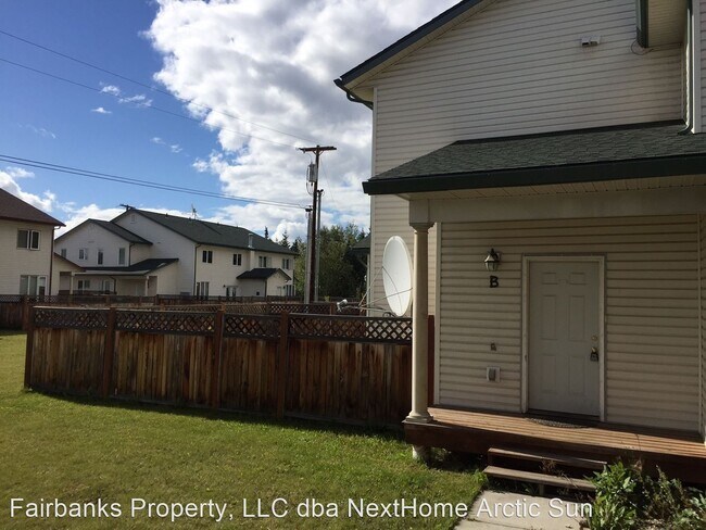 Building Photo - 3 br, 2.5 bath House - 1513 27th ave - Unit B