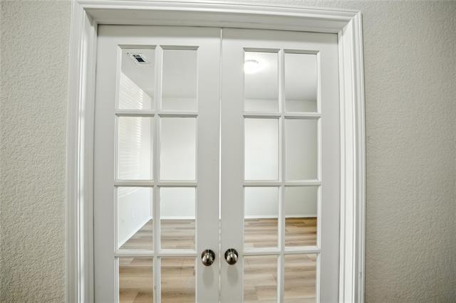 Foto del edificio - 8137 Kurgan Trail