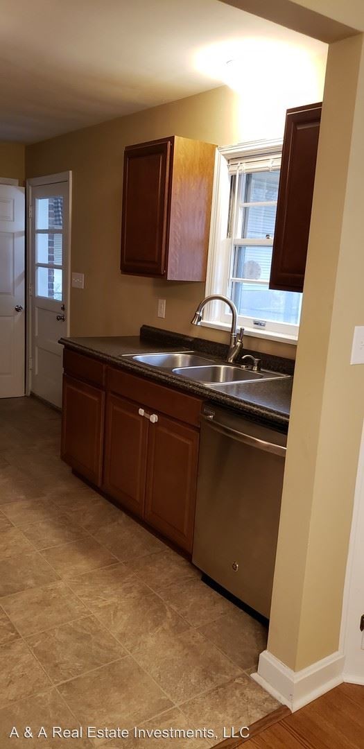 Building Photo - 3 br, 2 bath House - 4115 Millcreek Dr