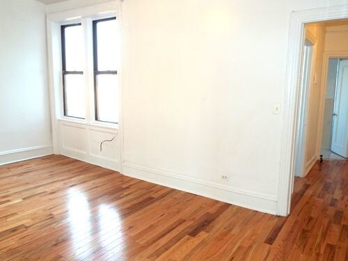 Building Photo - 402 W 148th St