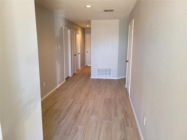 Building Photo - 729 Santa Rosa Dr